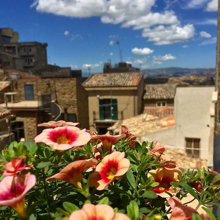 B&B A Casa Dei Nonni Enna Bagian luar foto